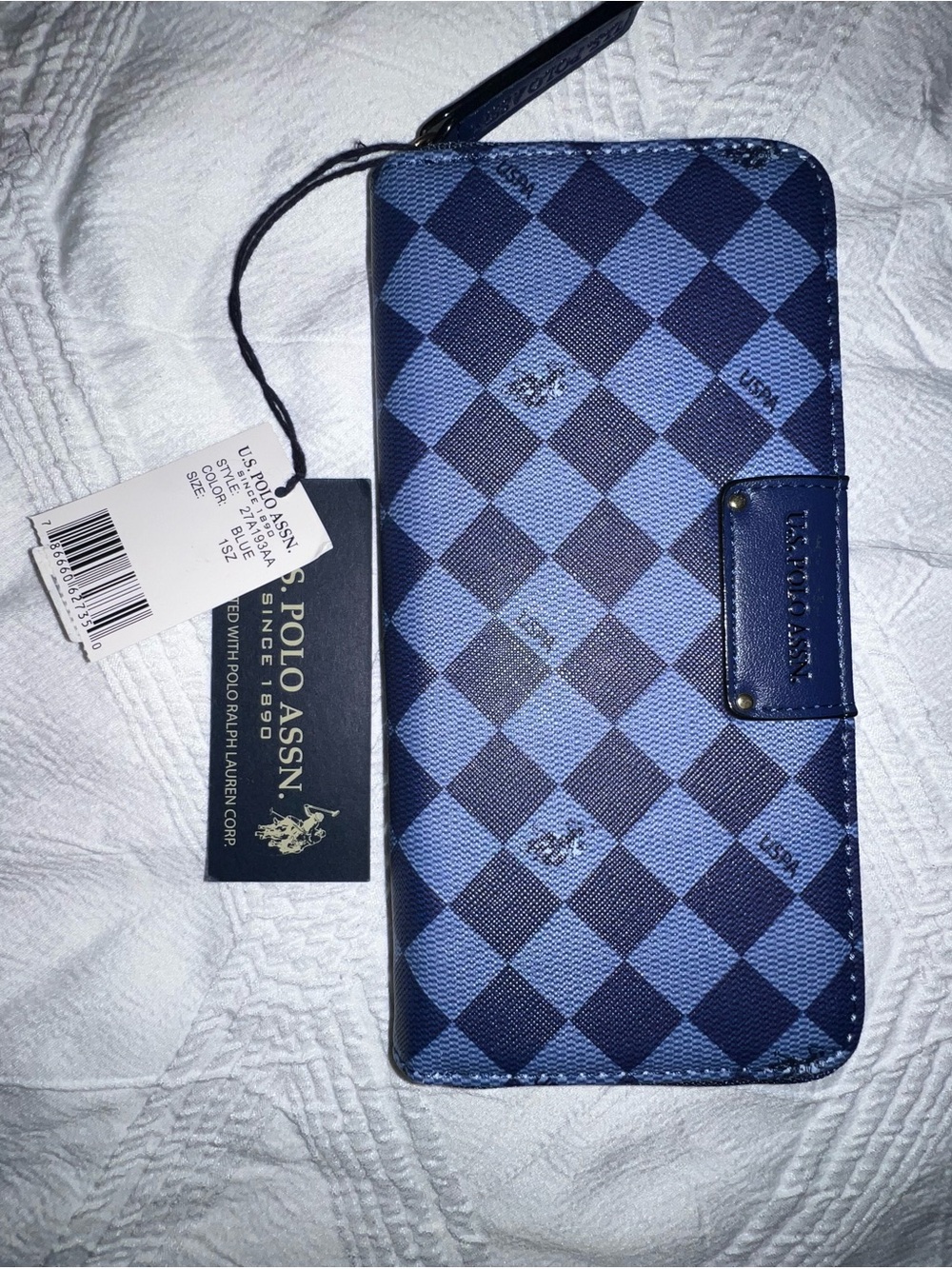 U.S. Polo Assn. Navy and Light Blue Check Zip Wallet